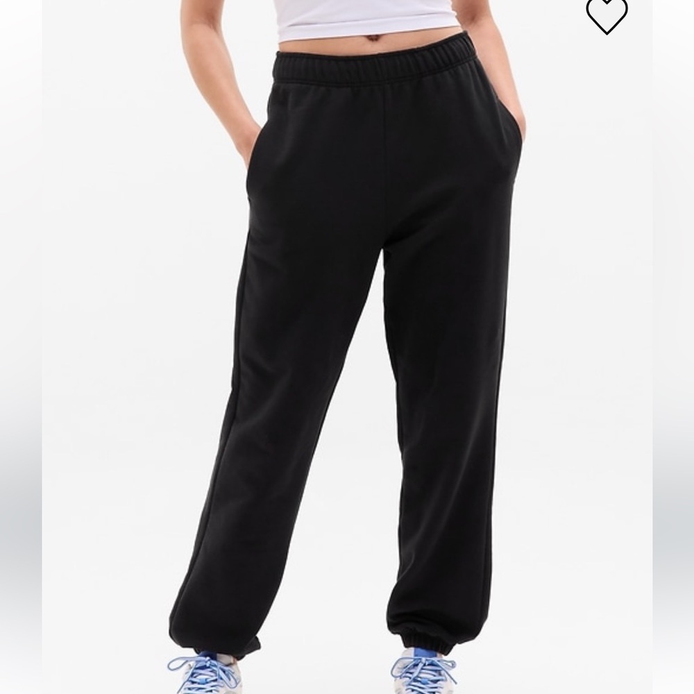 athleta forever fleece high rise jogger - Picture 2 of 7
